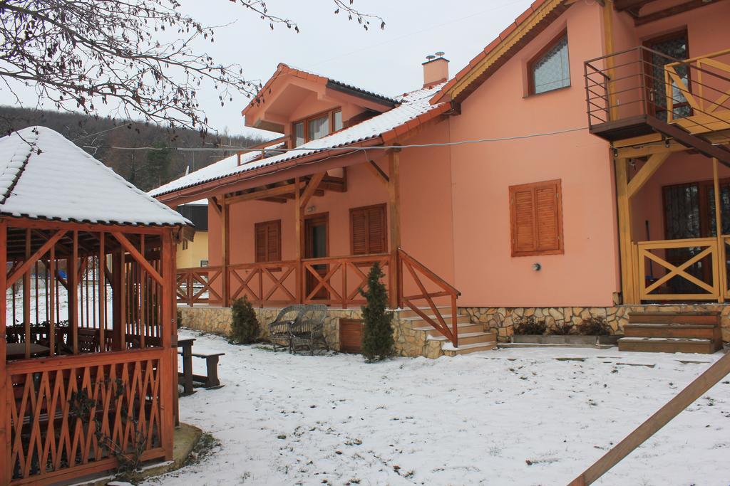 Apartmany Vinne Luaran gambar